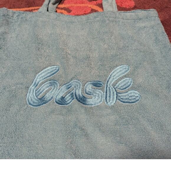 New Bask Suncare Terry Cloth Tote in Wavy Baby Blue - Picture 2 of 2